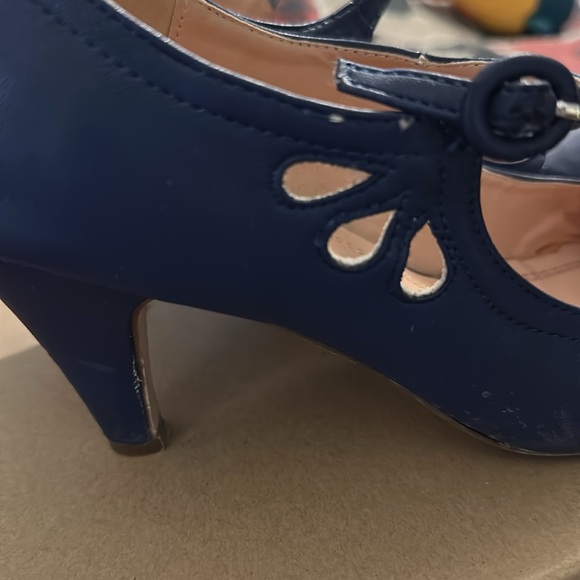 Chase and Chloe navy pumps.  Size 9
Cute details cut out. Buckle closure - Picture 3 of 6